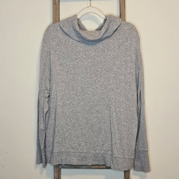 ⭐️40% Off⭐️ Amazon Essentials Heather Grey Cowl Neck Pullover - Picture 1 of 9